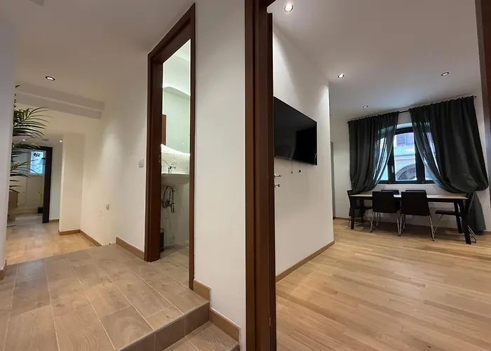 Apartment Trevi Ducal Palace Iii *