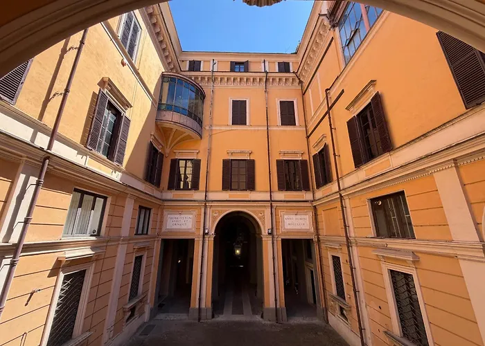 Trevi Ducal Palace Iii דירה רומא