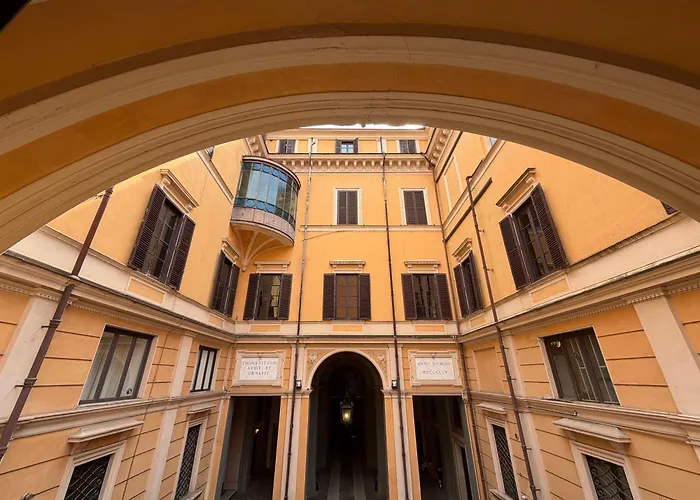 Trevi Ducal Palace Iii דירה